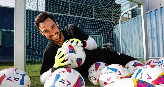 1727225379623039811.jpg 1727224967687.jpg