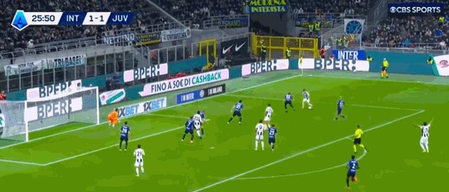 1730050276218025441.gif 1-2维阿.gif