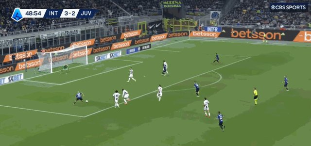 1730057738022051281.gif 迪马尔科.gif