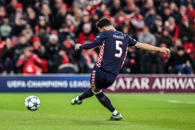 okooo澳客网官网-罗马诺：佩里西奇想回国米，国米也想签回他，但埃因霍温不想放人